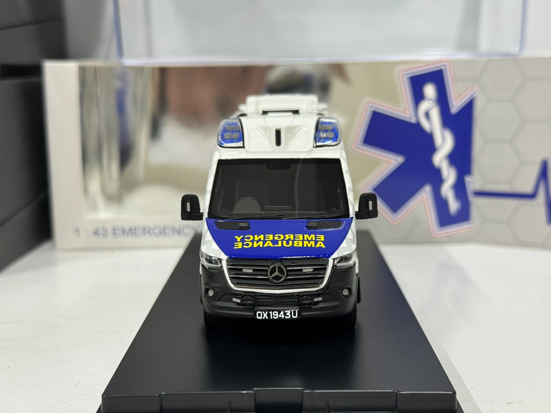Diecast Masterpiece 1/43 Scale - Interior Design Software 评论和价格