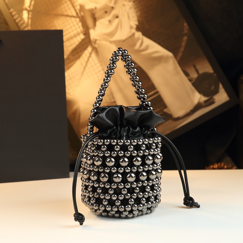 Beaded bag with pearls, popula - Interior Design Online Free 评论和价格